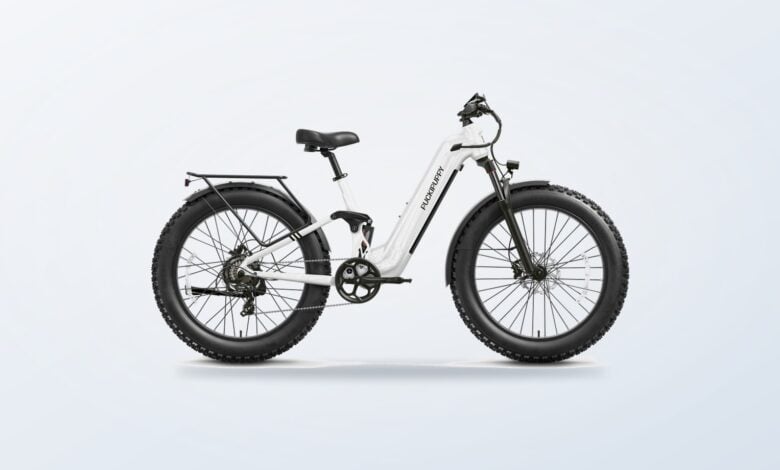 White Puckipuppy Boxer ST Ebike