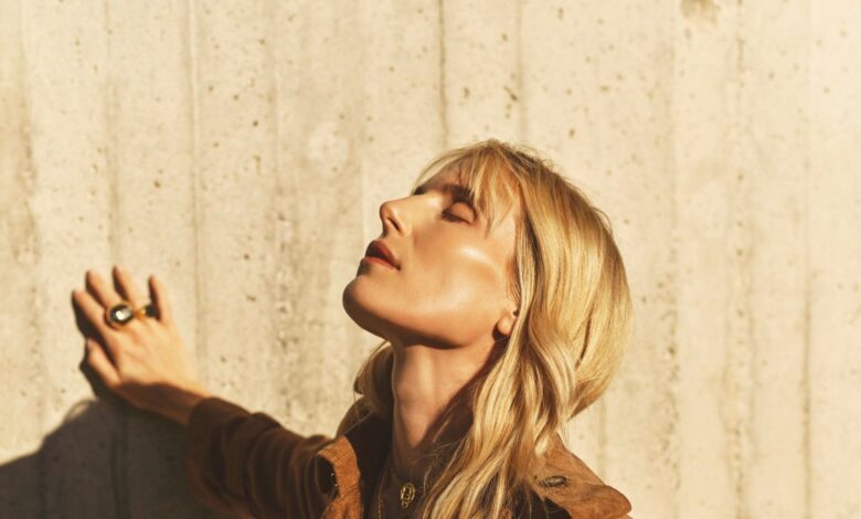 Silhouette Gerard Darel dans une campagne de mode